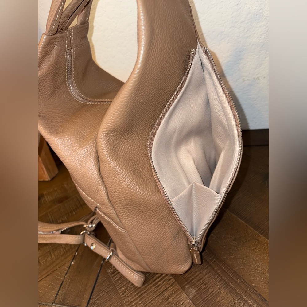 Valentina Tan Leather Backpack NWOT - Picture 9 of 12